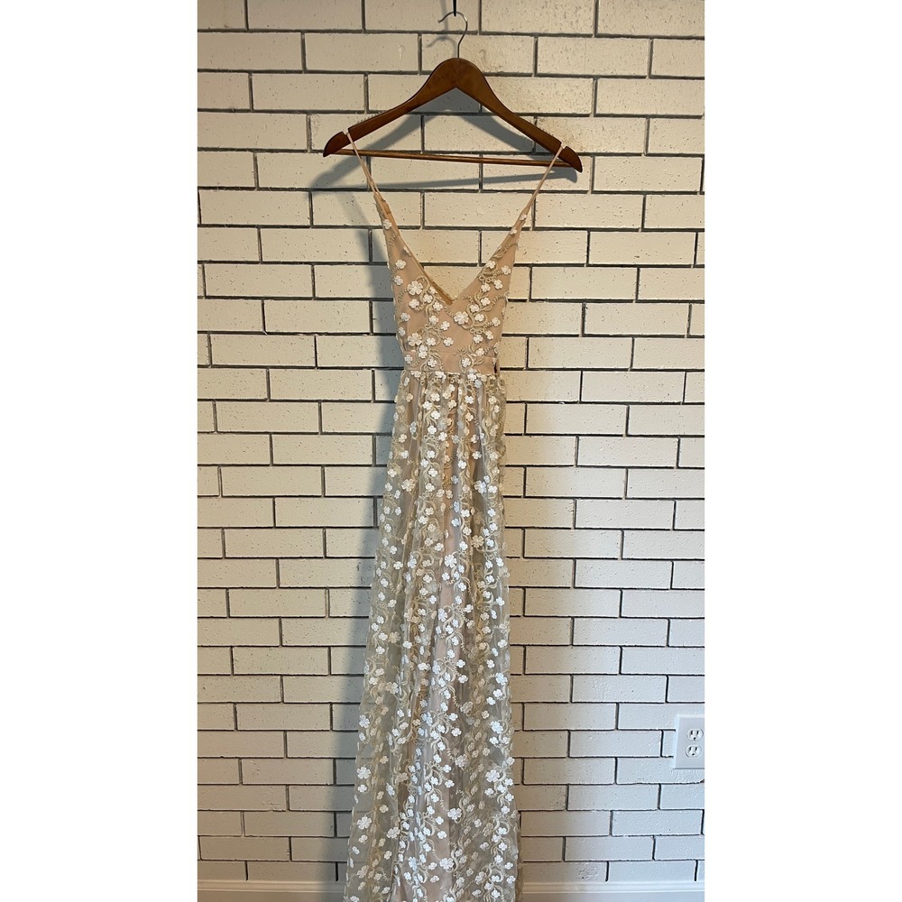 Altar'd State Floral Embroidered Halter Maxi Dress Champagne Gold M NT-10044